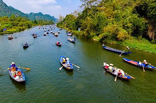Hà Nội sẽ hình thành tuyến du lịch sinh thái - tâm linh xuyên vùng tới Ninh Bình