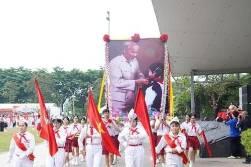 Ngày hội Măng non '85 mùa hoa - Tự hào truyền thống Đội' tại phường Chương Mỹ