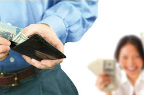 Phụ nữ trung niên càng thích khoe 3 điều này, càng dễ để lộ sự bất an bên trong