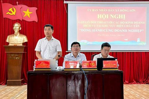 Đối thoại cùng hộ kinh doanh, hướng đến phát triển du lịch biển Châu Tân bền vững