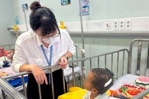 Ngăn vấn nạn bạo hành trẻ em