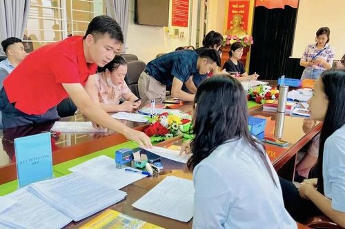Phân tuyến tuyển sinh bằng bản đồ số - nỗi lo của phụ huynh Hà Nội