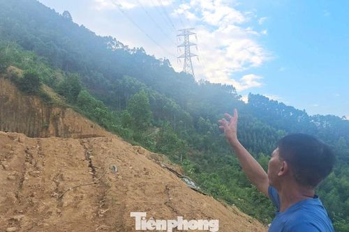 Sạt lở chân cột điện đường dây 500kV Lào Cai - Vĩnh Yên