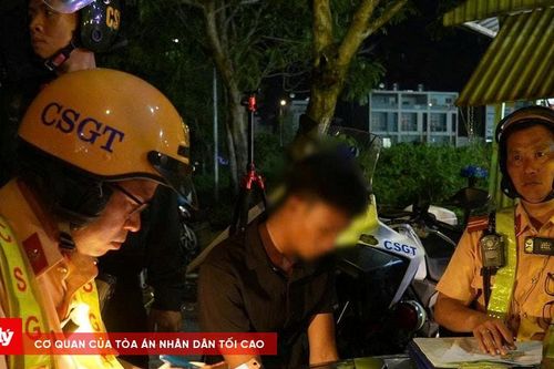 Phát hiện nhiều tài xế sử dụng ma túy ở chợ Bình Điền (TP.HCM)