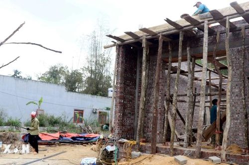 Xóa nhà dột nát, vững an cư ở vùng cao Lạng Sơn