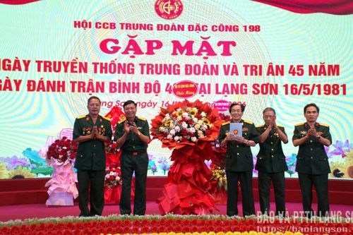 Gặp mặt truyền thống Trung đoàn Đặc công 198