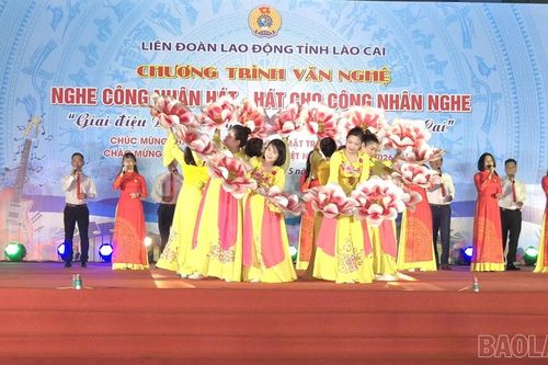 Đặc sắc Chương trình 'Nghe công nhân hát - Hát cho công nhân nghe' tại Lào Cai