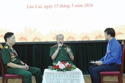 'Kết nối thế hệ' - Giao lưu tri ân ngành y nơi chiến trường Trường Sơn