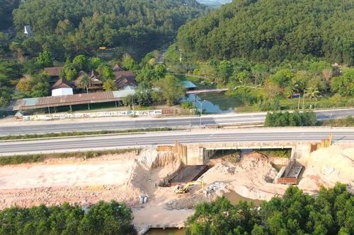 Đề xuất tạm dừng khai thác tuyến cao tốc Cam Lộ-La Sơn vào ban đêm