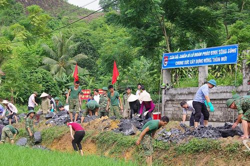 Phát động xây dựng nông thôn mới gắn với 'Ngày thứ bảy xanh'