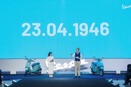 Cùng Vespa kể câu chuyện huyền thoại