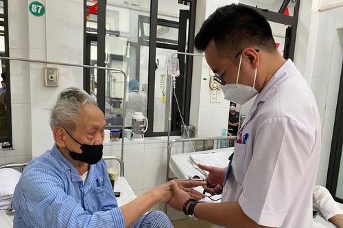 Bộ Y tế ra quy định mới, phòng điều trị 1 giường phải đủ chuẩn 12 m²/giường