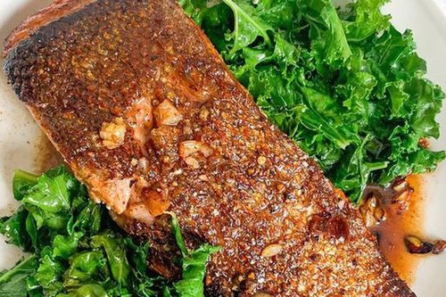 Thực đơn 'vàng' cứu vãn thị lực: Món ăn giúp ngăn tăng độ cận và giảm mỏi mắt cho người ngồi máy tính