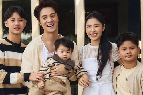 Con trai ca sĩ Đăng Khôi sở hữu gương mặt 'nam thần', mới 14 tuổi đã cao 1m7