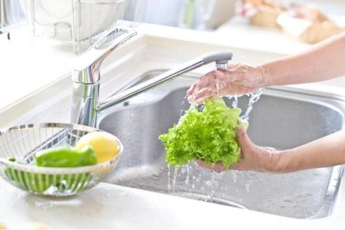 Sai lầm khi rửa rau, củ gây hại sức khỏe