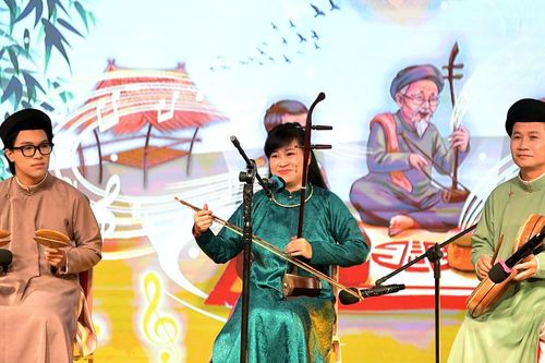 Đưa xẩm đến gần giới trẻ bằng ngôn ngữ hiện đại