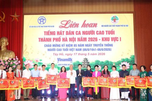 Rộn ràng Tiếng hát Dân ca người cao tuổi Hà Nội
