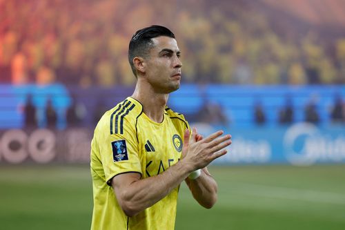 Khoảnh khắc buồn của Ronaldo khi tiếp tục lỡ hẹn với danh hiệu