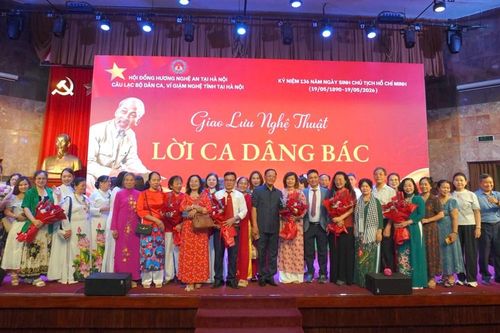 Lắng đọng chương trình 'Lời ca dâng Bác'