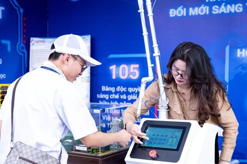 USTH đẩy mạnh đào tạo AI, bán dẫn và robot trong mùa tuyển sinh 2026