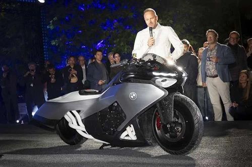 Ngắm siêu môtô Vision K18 mới - 'phản lực trên cạn' nhà BMW