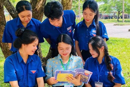 Chuẩn nghề nghiệp giảng viên, giáo viên sơ cấp, trung cấp: Hệ giá trị tiêu chuẩn đạo đức chung