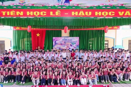 'Hạ khúc thanh ngân' lan tỏa văn hóa đọc cho học sinh vùng cao