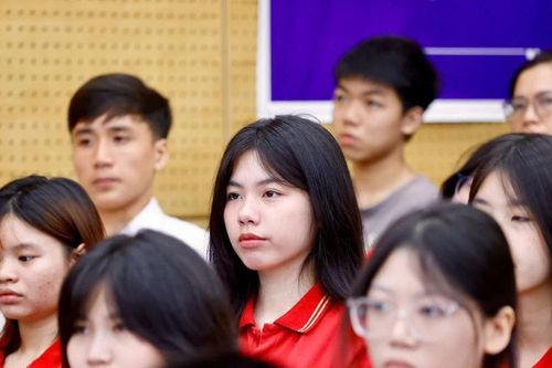 Không giỏi Toán vẫn có thể theo đuổi khoa học công nghệ