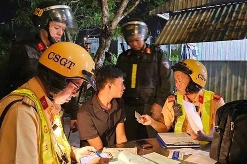TPHCM mở cao điểm 45 ngày đêm 'làm sạch địa bàn', hướng tới thành phố không ma túy