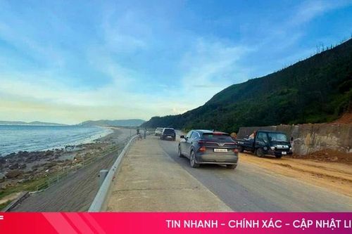 Đường ven biển Hà Tĩnh qua phường Hải Ninh thông tuyến sau sạt lở