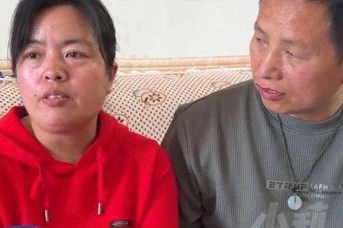 Chồng nằm liệt giường suốt 19 năm, quyết định của người vợ gây xúc động