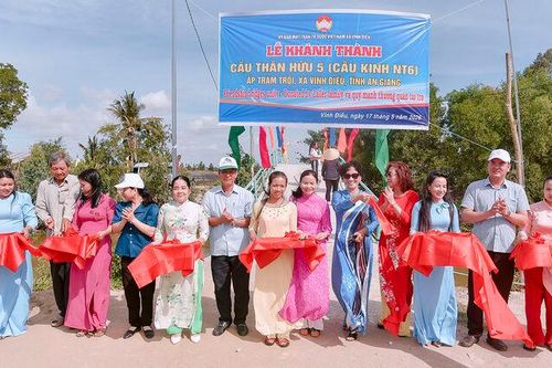 Xã Vĩnh Điều khánh thành cầu NT6
