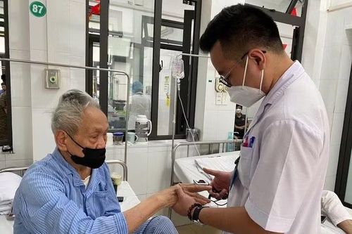 Bộ Y tế quy định phòng điều trị 1 giường phải bảo đảm diện tích tối thiểu 12 m²/giường
