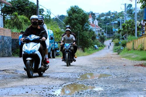 Nhiều tuyến đường trung tâm phường B'Lao xuống cấp