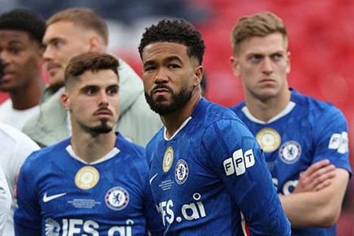 Chelsea gục ngã tại chung kết FA Cup: Xabi Alonso và nhiệm vụ vực dậy con tàu đắm