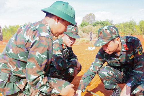 Chuẩn bị tốt cho đợt kiểm tra '3 tiếng nổ' của chiến sĩ mới