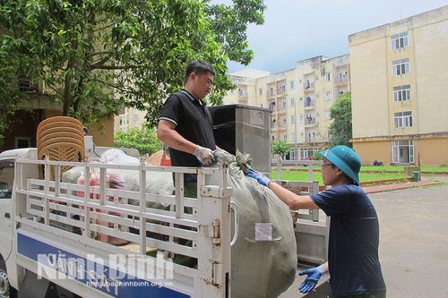 Phường Nam Định khẩn trương di dời và hỗ trợ các hộ dân đang sinh sống tại nhà số 181 và 207 Hoàng Văn Thụ về nơi ở mới