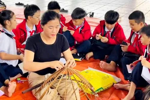 Hai làng nghề, một điểm chung
