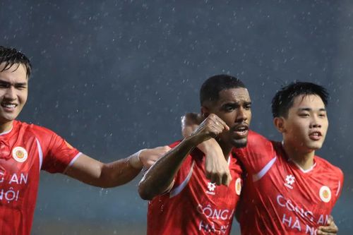 CLB Công an Hà Nội chính thức vô địch V.League 2025/26