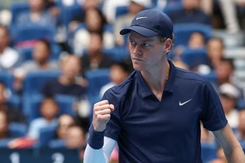 Jannik Sinner thẳng tiến vào chung kết Rome Masters