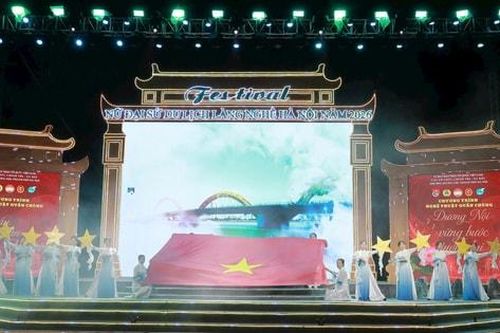 Âm vang những ca khúc về Bác trong đêm nghệ thuật tại Dương Nội