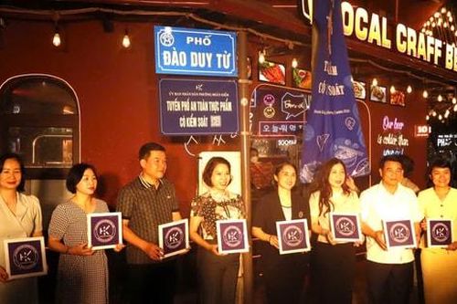 'Tuyến phố an toàn thực phẩm có kiểm soát' ở Hoàn Kiếm: Lời giải cho bài toán kinh doanh bền vững