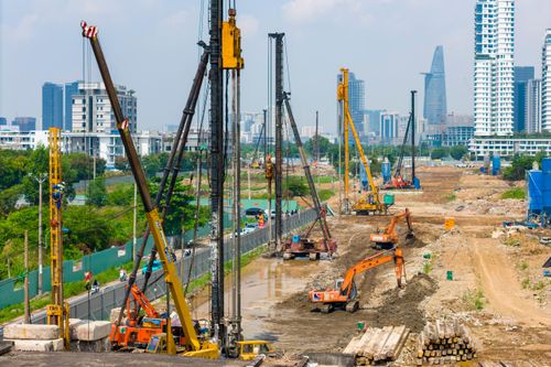 Rầm rộ thi công các tuyến đường huyết mạch ở Thủ Thiêm
