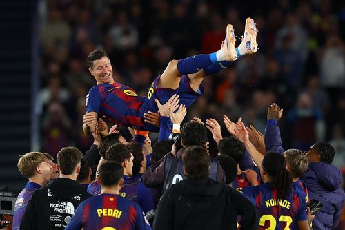 Khoảnh khắc cuối cùng của Lewandowski tại Camp Nou