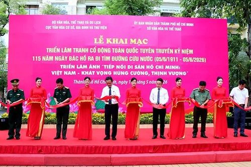Nhiều hoạt động triển lãm kỷ niệm 136 năm Ngày sinh Chủ tịch Hồ Chí Minh