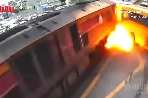 [Video] Thái Lan khởi tố lái tàu sau tai nạn ở Băng Kok khiến 8 người thiệt mạng