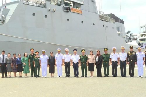 [Video] Tàu hải quân Thái Lan thăm TP Hồ Chí Minh