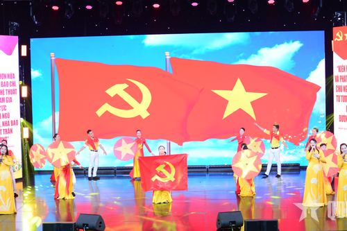 Tổng duyệt chương trình tổng kết, trao giải Cuộc thi viết 'Bảo vệ nền tảng tư tưởng của Đảng trong tình hình mới' lần thứ 5