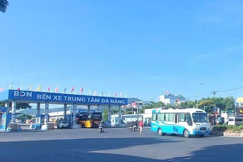 Xe buýt thành... 'xe rề'!