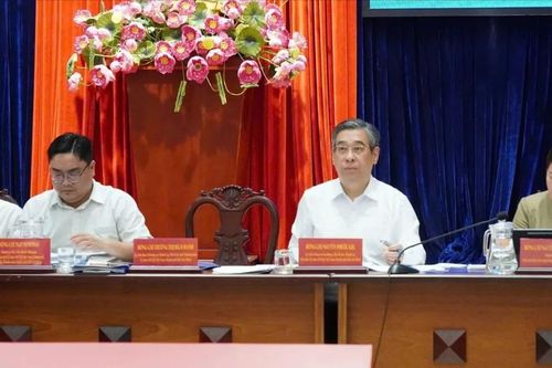 Hoạt động của Mặt trận phải gắn liền với mục tiêu phát triển của đất nước và thành phố